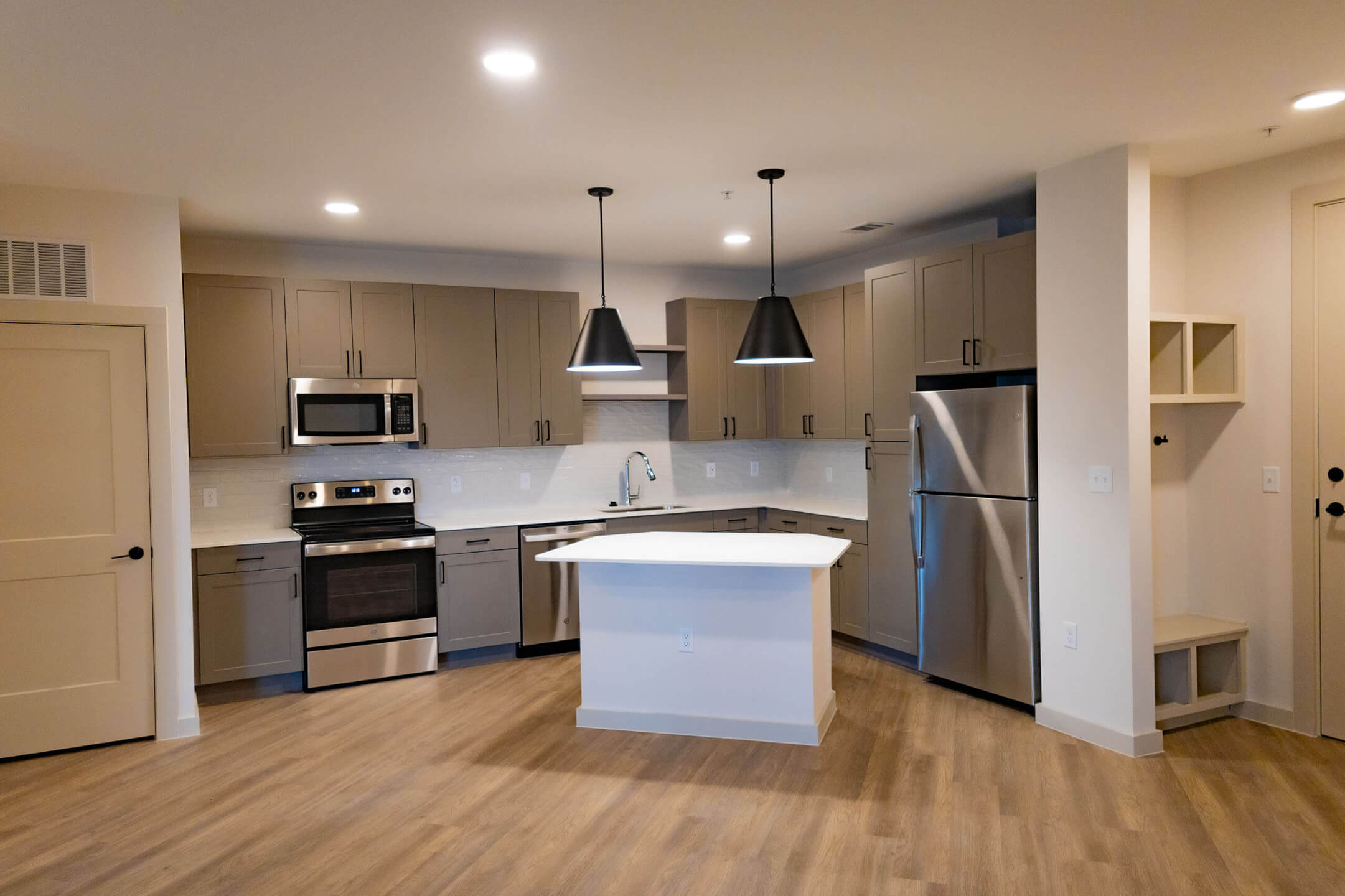 Rouzan Apartment