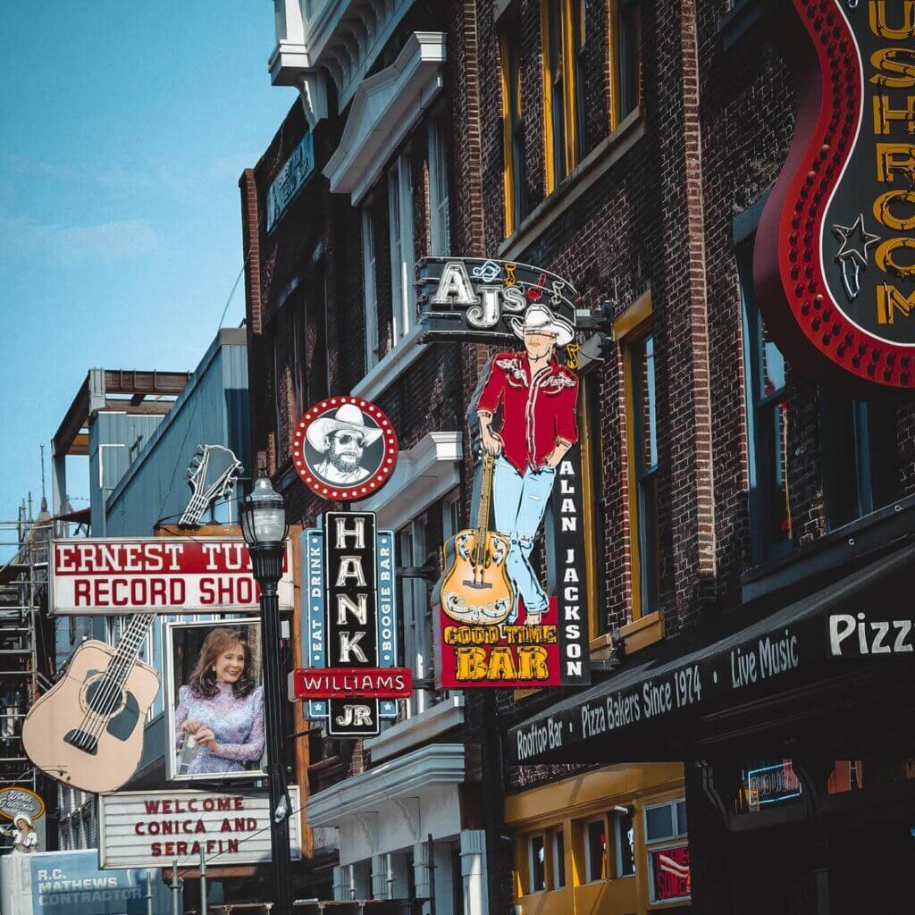 Hank Williams Jr. Boogie Bar
